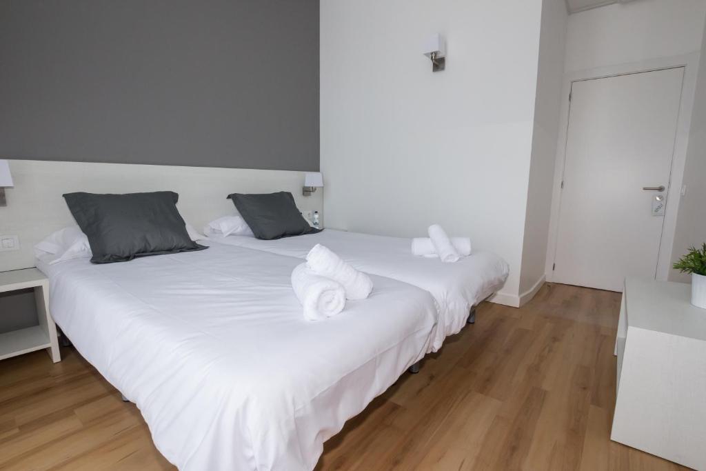 Guest house Hostalin Gran Via 3*